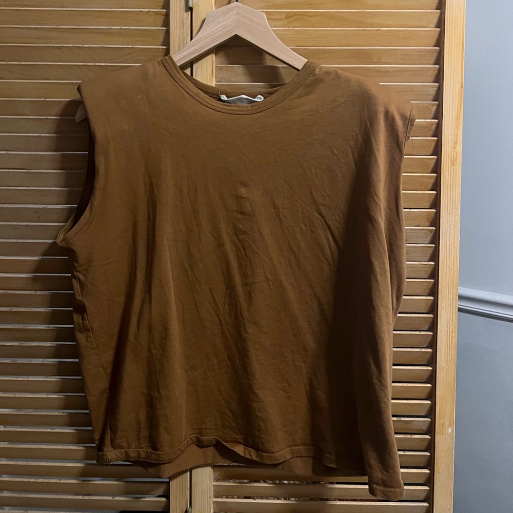 Tan shoulder pad top from Mango